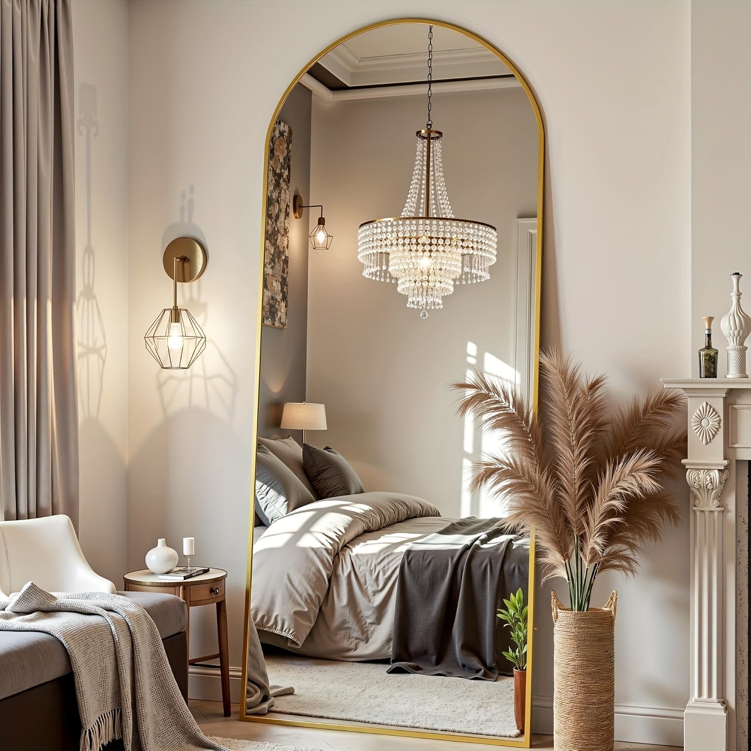 Espelho de Corpo Inteiro Arqueado com Altura Ajustável em Metal